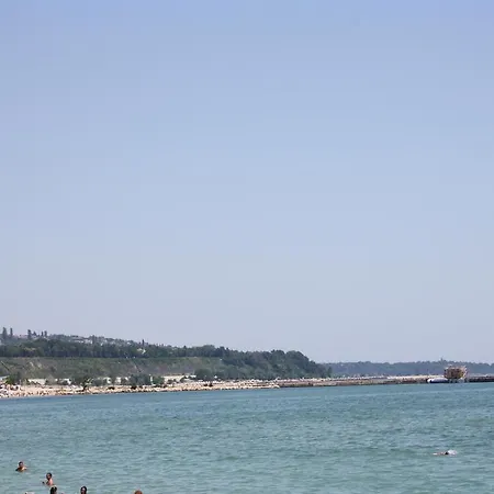 Neptune سينتس قسطنطين وهيلينا