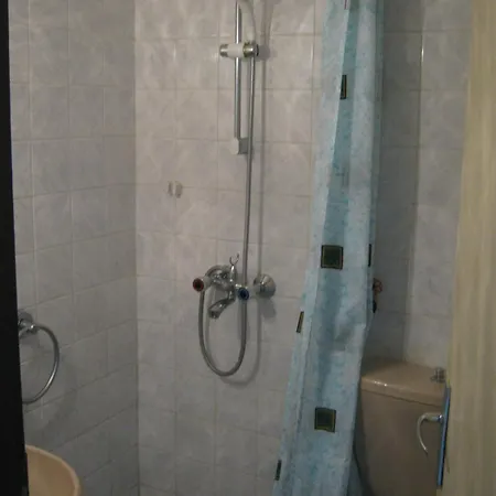 Neptune ホテル 3*