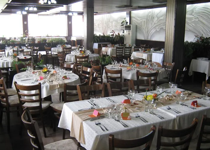 Neptune St Constantin et Helena